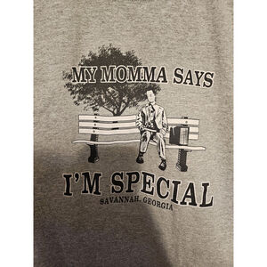 Forrest Gump L Tshirt "My Momma Says I'm Special Savannah Georgia" Bench Scene